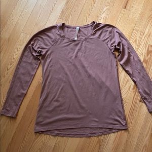 Lululemon long sleeve shirt